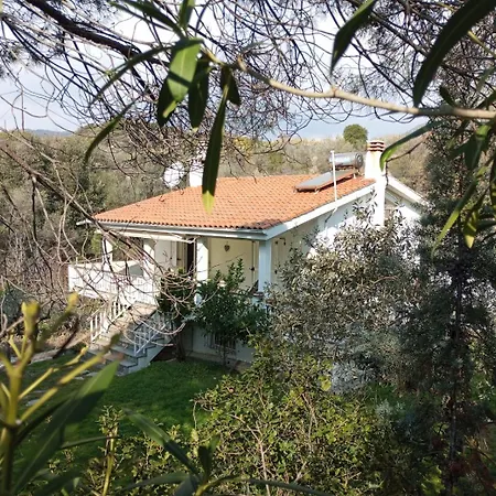 Holiday home Helga By The Sea Loutra Elevtheron